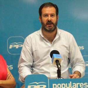 María Luisa Ceballos y Adolfo Molina