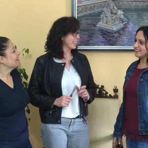 María Luisa Ceballos con el AMPA del colegio Luque Onieva